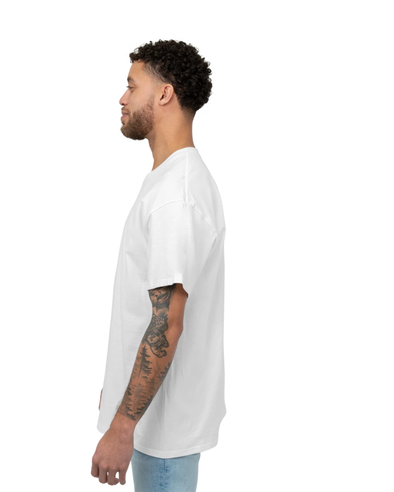 Image of a model wearing a 2000 Gildan Ultra Cotton Tee