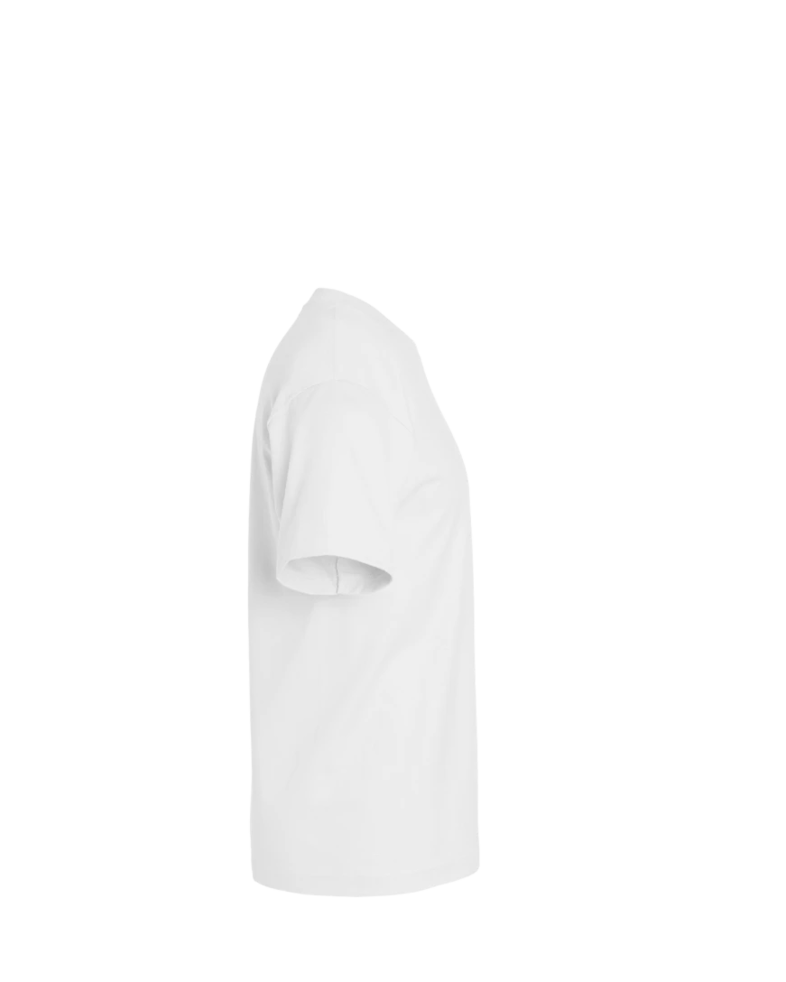 Image of a model wearing a 5190 Hanes Beefy-T with Pocket