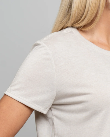 Closeup of a 8882 Bella + Canvas Women’s Flowy Cropped Tee