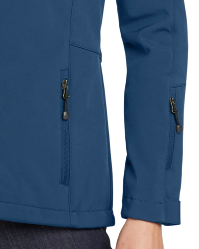 Closeup of a EB537 Eddie Bauer Ladies Hooded Soft Shell Parka